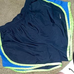 Women’s Nike short